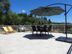 Charmant rez de villa, et sa terrasse à Ajaccio